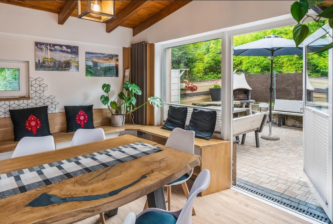 Apartament Pod Bukowym Lasem Meszna Exterior foto